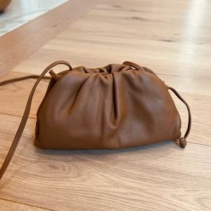 Bottega Venetta mini pouch bag - Tan calfskin leather